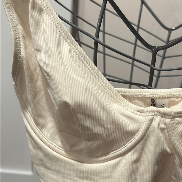 Simons Off-White Ribbed Top - Picture 3 of 6